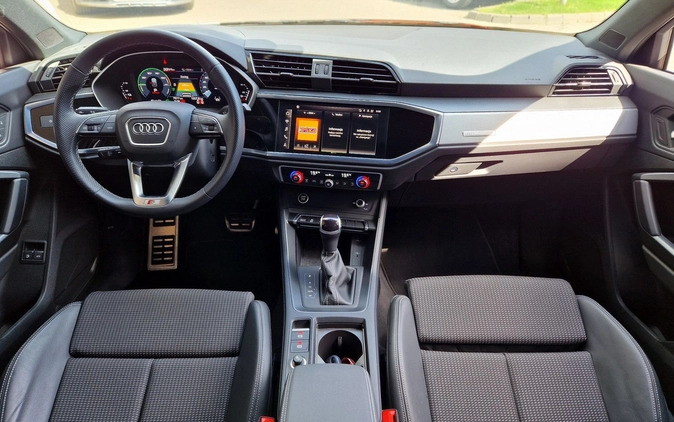 Audi Q3 cena 238900 przebieg: 8000, rok produkcji 2023 z Zbąszynek małe 781